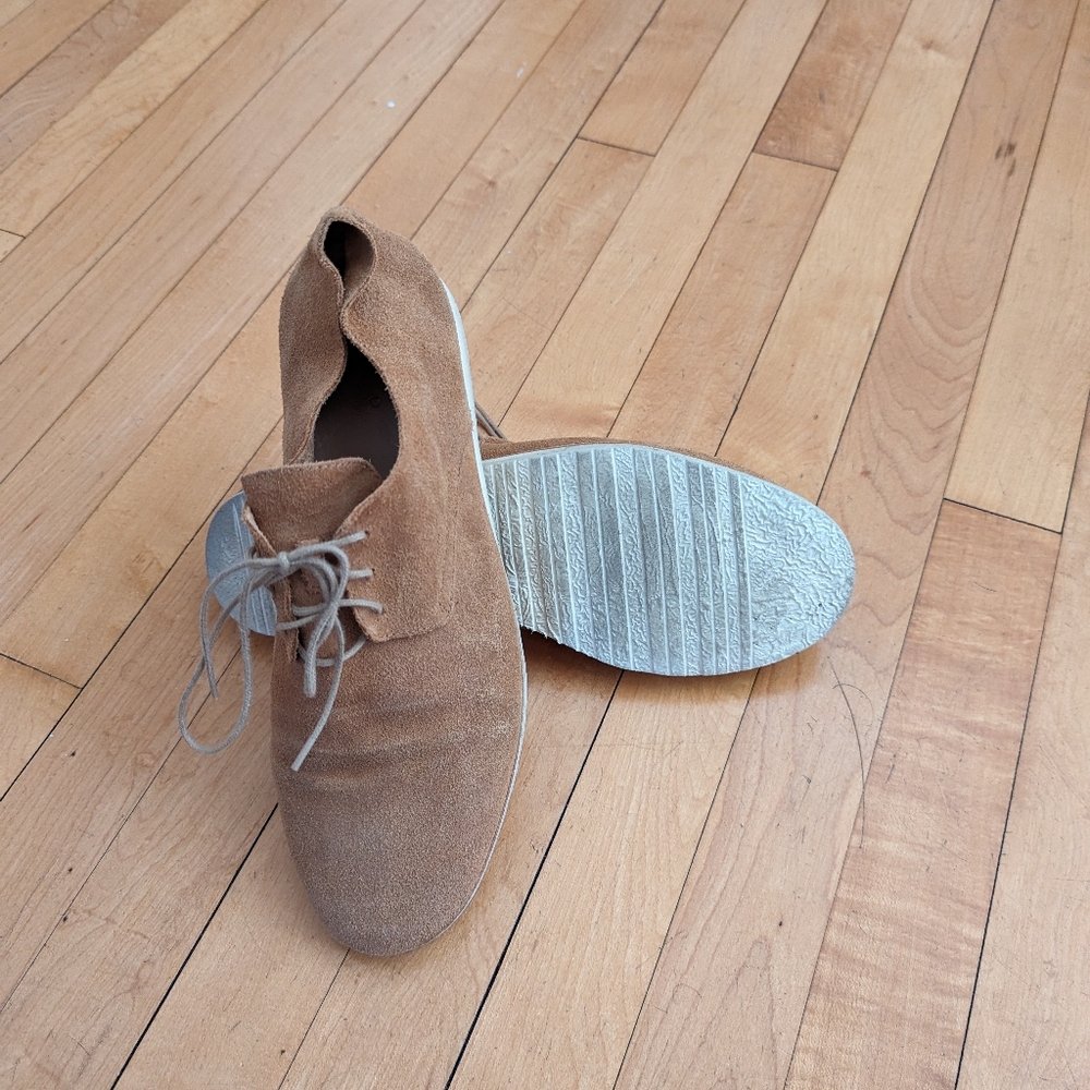 Nisolo Brown Suede Unstructured Men's travel  derby